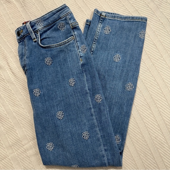 Tommy Hilfiger logo embroidered classic straight cropped jeans, size 26, spring - Picture 1 of 14